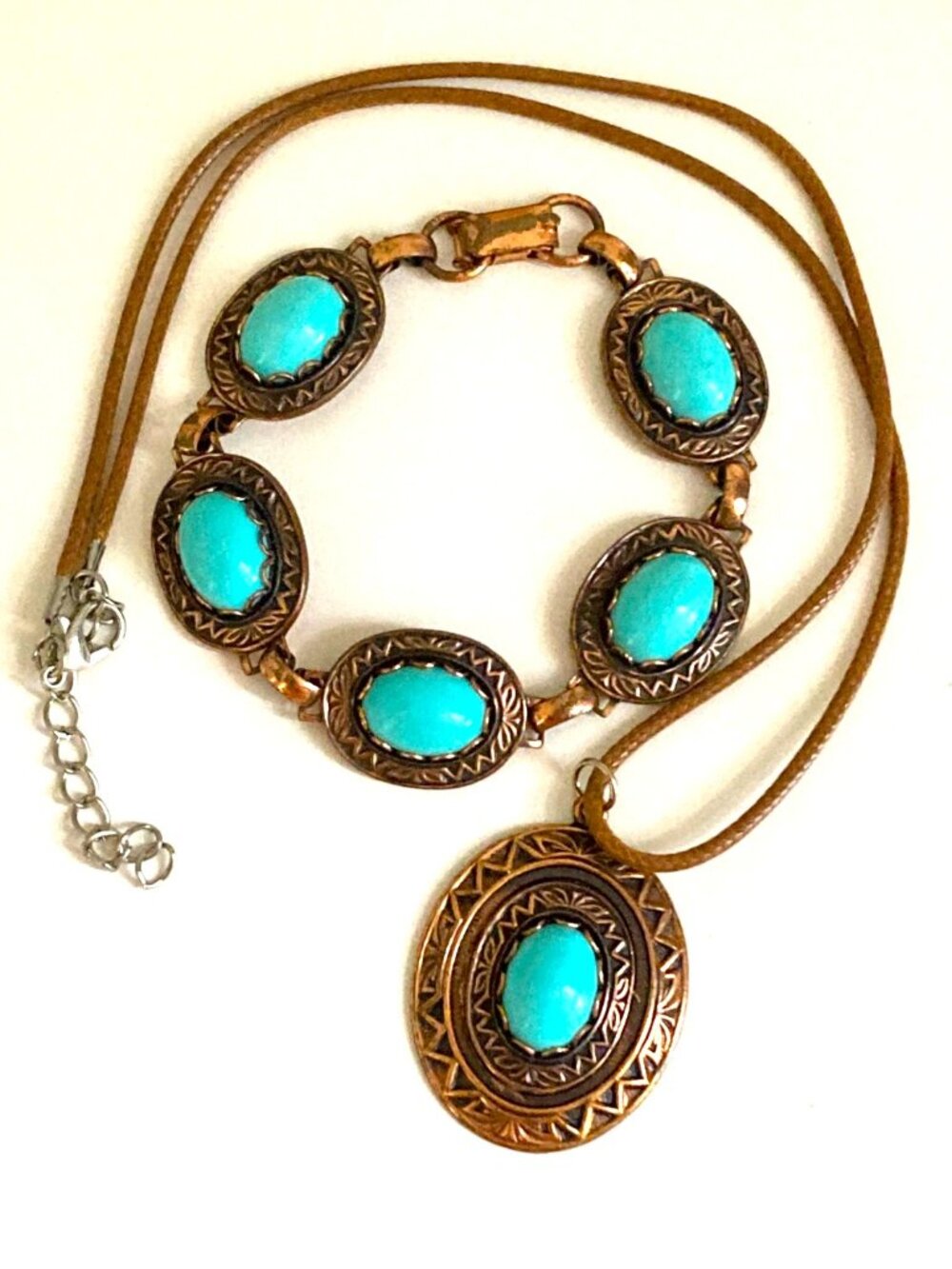 Necklace & bracelet in solid copper & faux turquoise